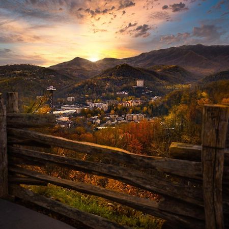A Great Escape - Get 1089 Of Free Area Attraction Tickets For Each Paid Day, Dollywood And More! Pigeon Forge Exterior photo
