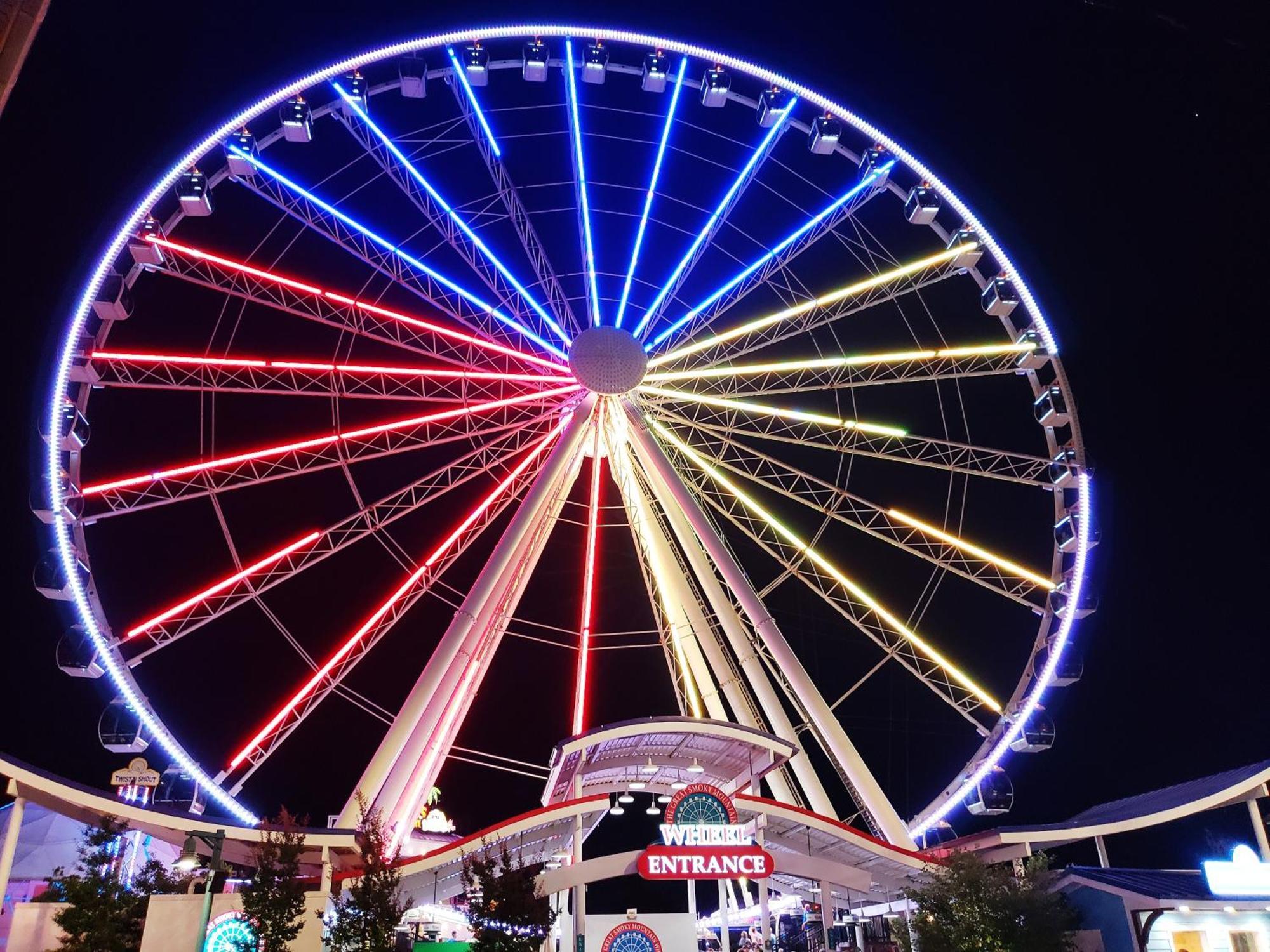 A Great Escape - Get 1089 Of Free Area Attraction Tickets For Each Paid Day, Dollywood And More! Pigeon Forge Room photo